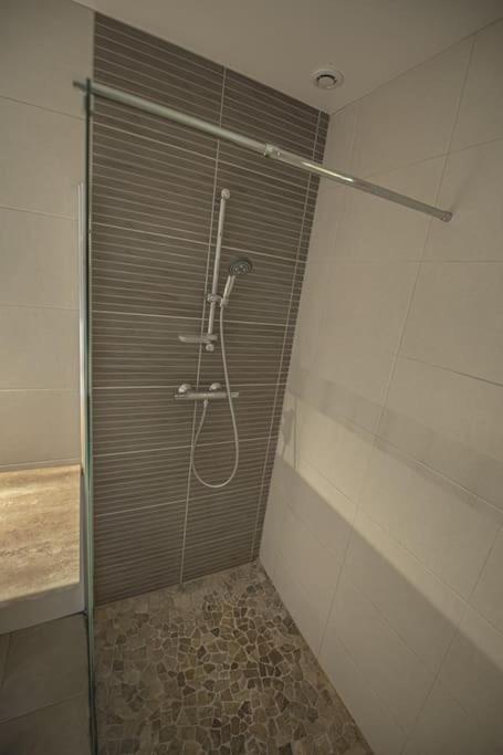 Вилла Gite Jura Mina Chalet Au Milieu De La Nature Ney Экстерьер фото